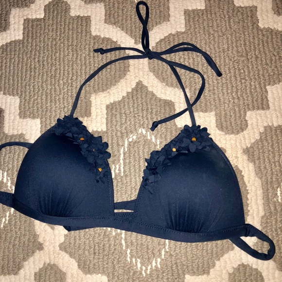 Hollister Other - Navy hollister bikini top